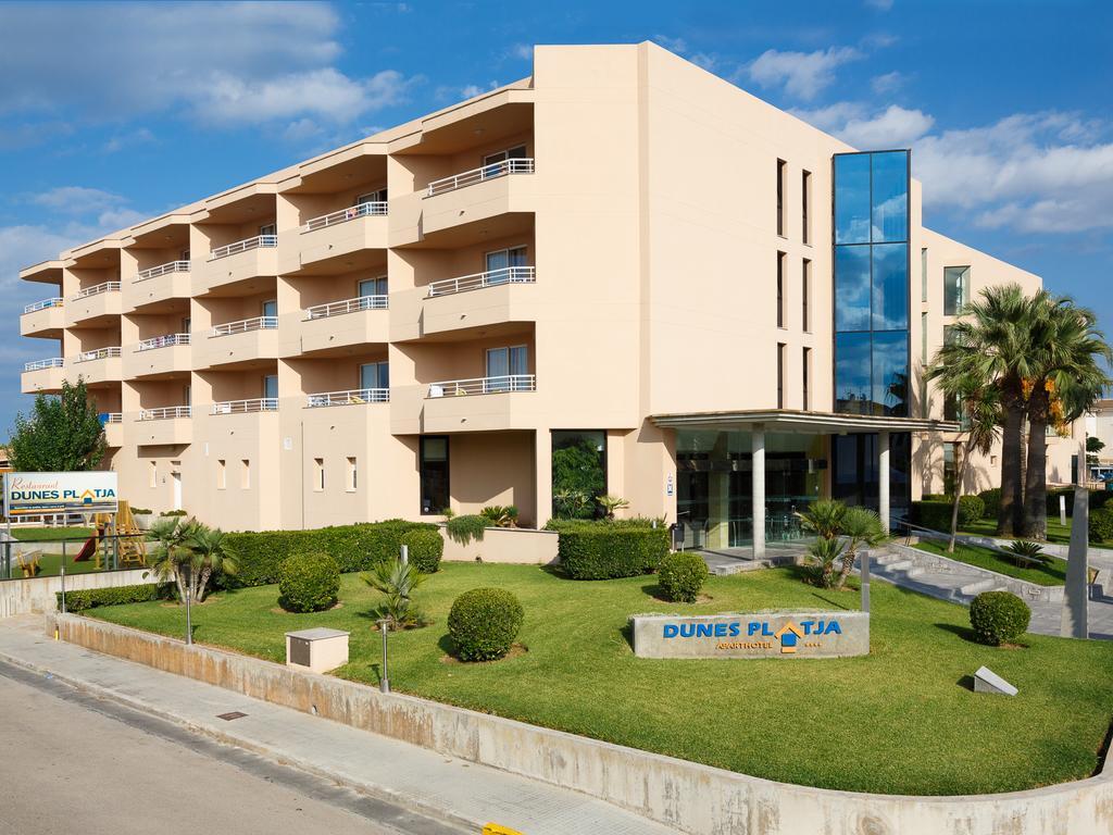 Aparthotel Dunes Platja Кан Пикафорт Экстерьер фото
