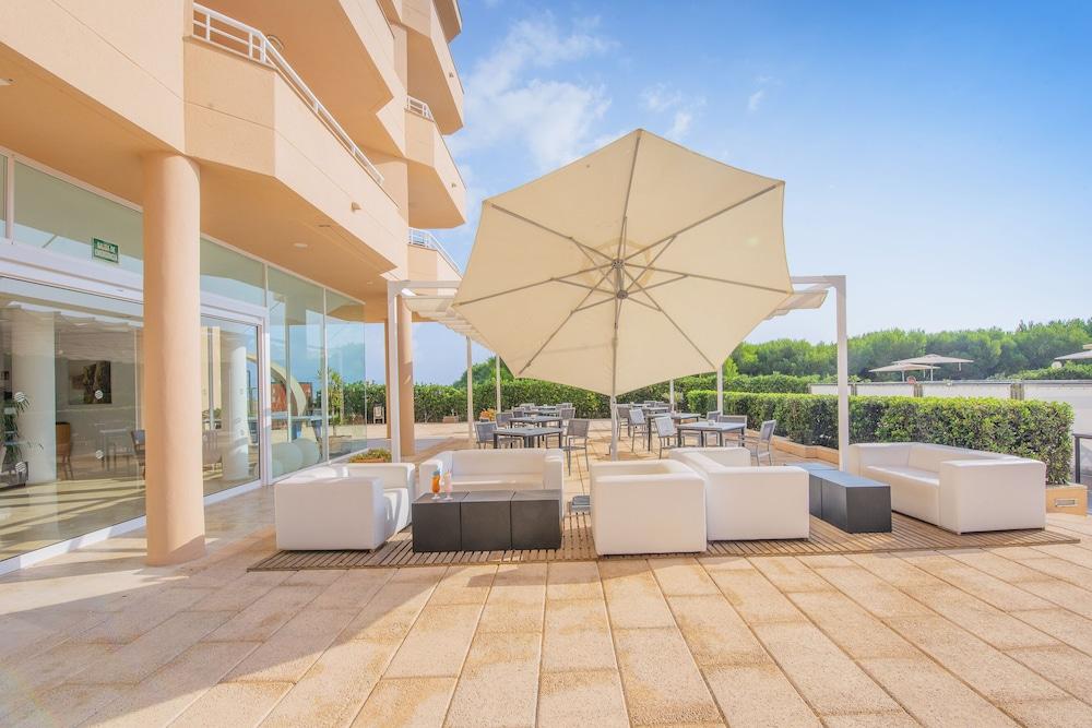 Aparthotel Dunes Platja Кан Пикафорт Экстерьер фото