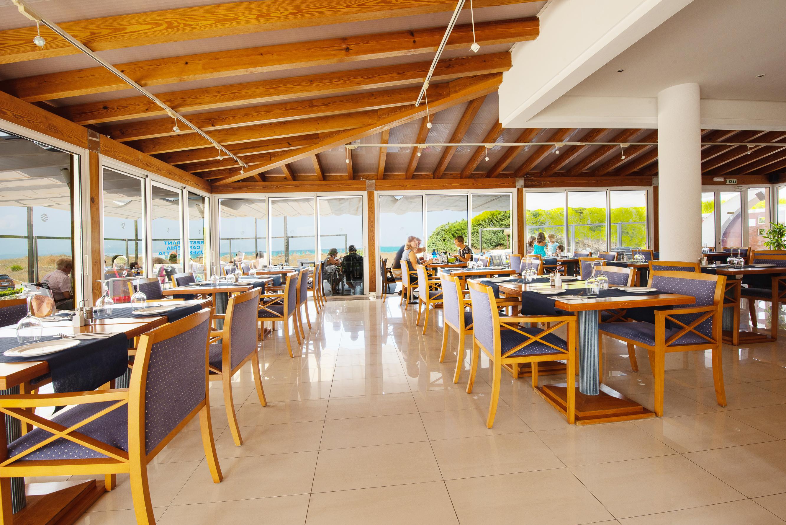 Aparthotel Dunes Platja Кан Пикафорт Экстерьер фото