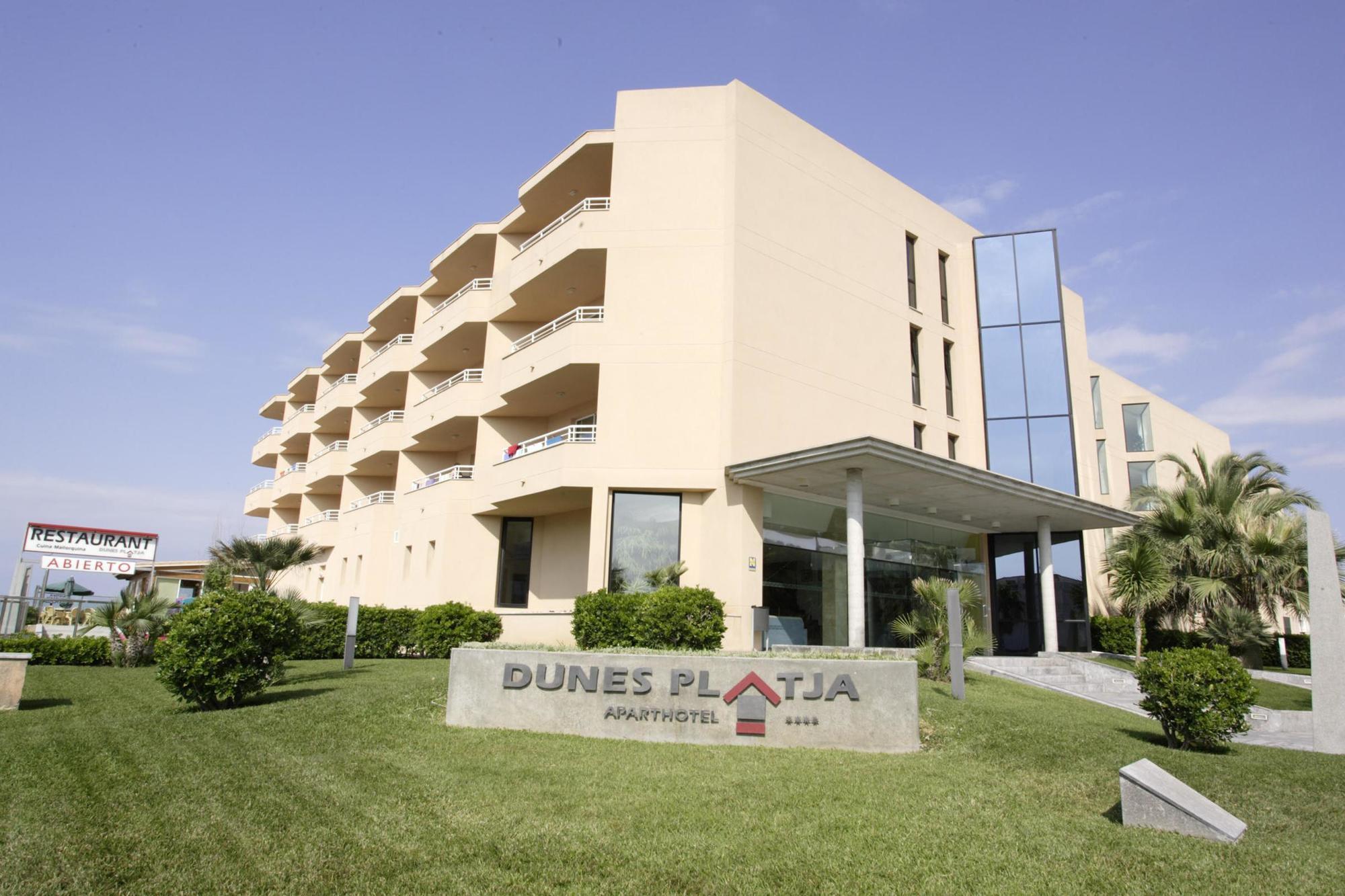 Aparthotel Dunes Platja Кан Пикафорт Экстерьер фото