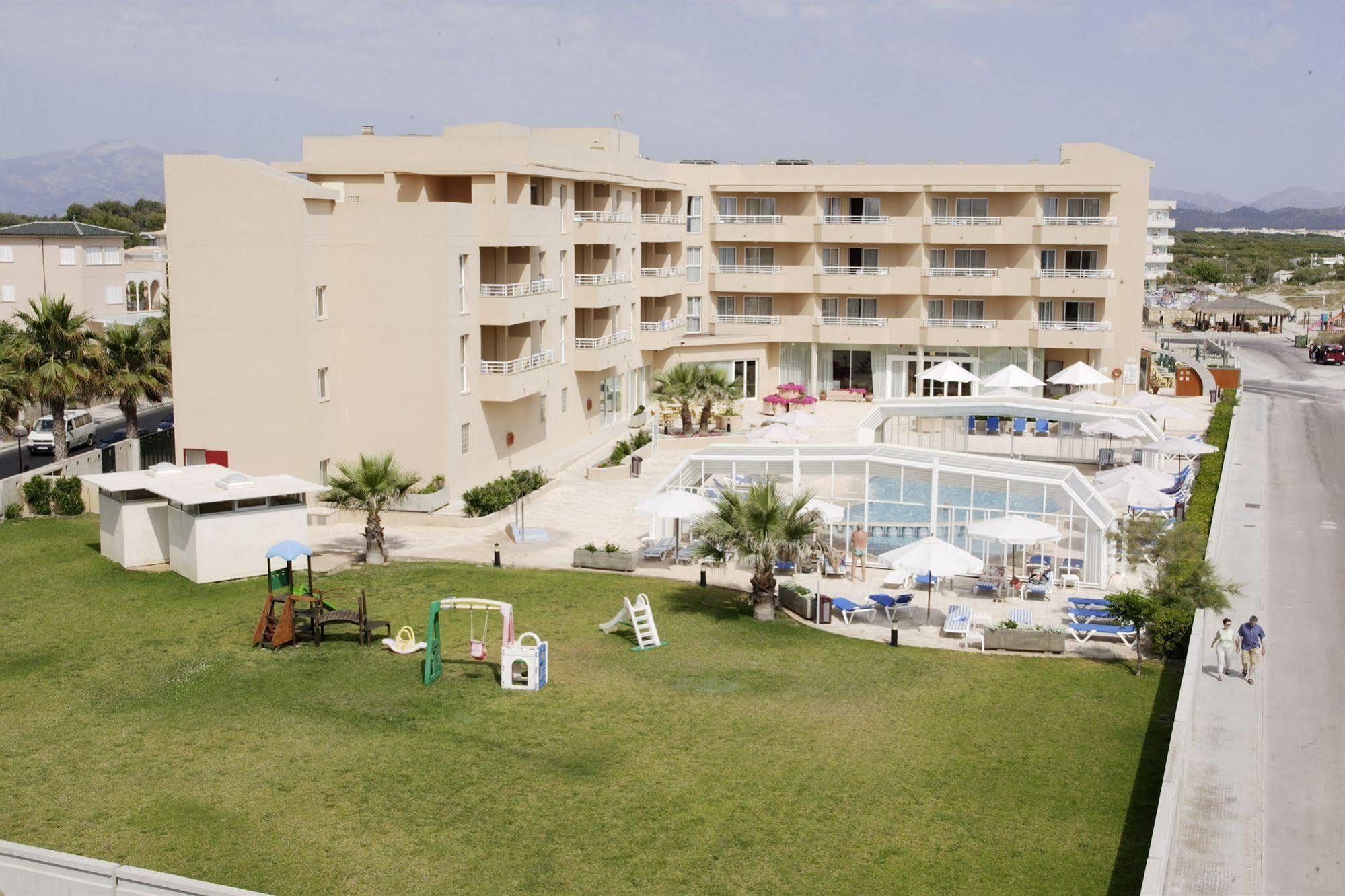 Aparthotel Dunes Platja Кан Пикафорт Экстерьер фото